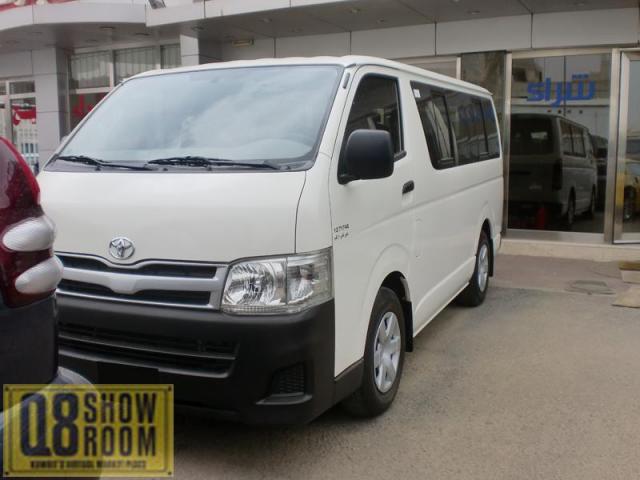 Toyota Hiace 2013