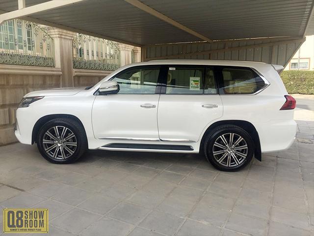 لكزس LX570 الدرجه الاولى 2017